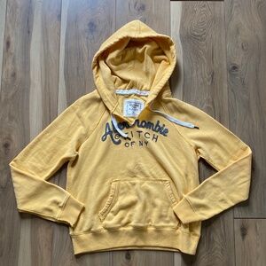 Abercrombie & fitch sweatshirt